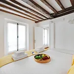 Duplex Pour 6 A Republique Confort Et Centralite